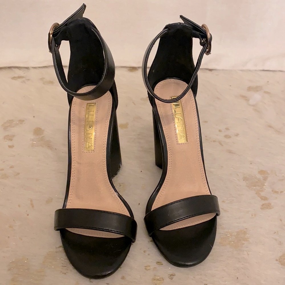 COPY - Liliana black leather classic open toe strappy heels size 5.5